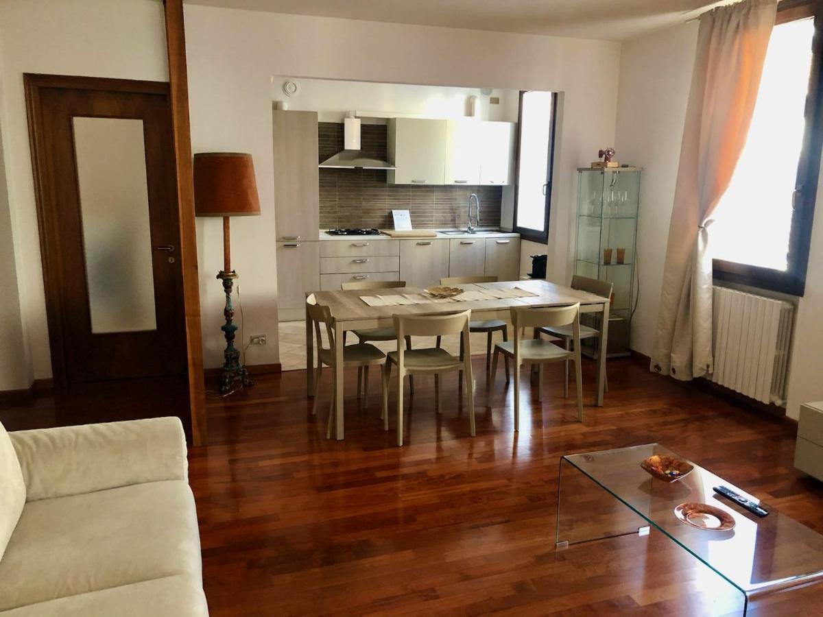 Palazzo Bianchetti Apartment Тревизо Екстериор снимка